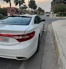 هیوندای ازێرا